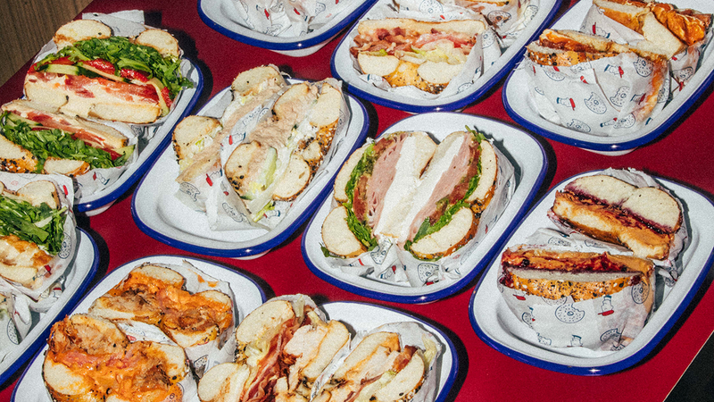 Barista/ barman, Michael’s Bagels angajeaza pentru servire la tejghea